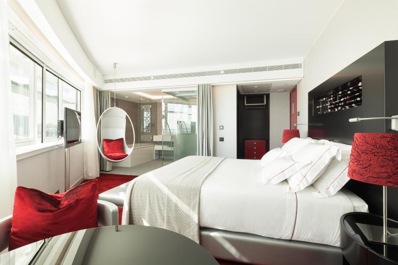 Myriad By Sana Hotels Lisbon Exterior photo A bedroom at the Mandarin Oriental