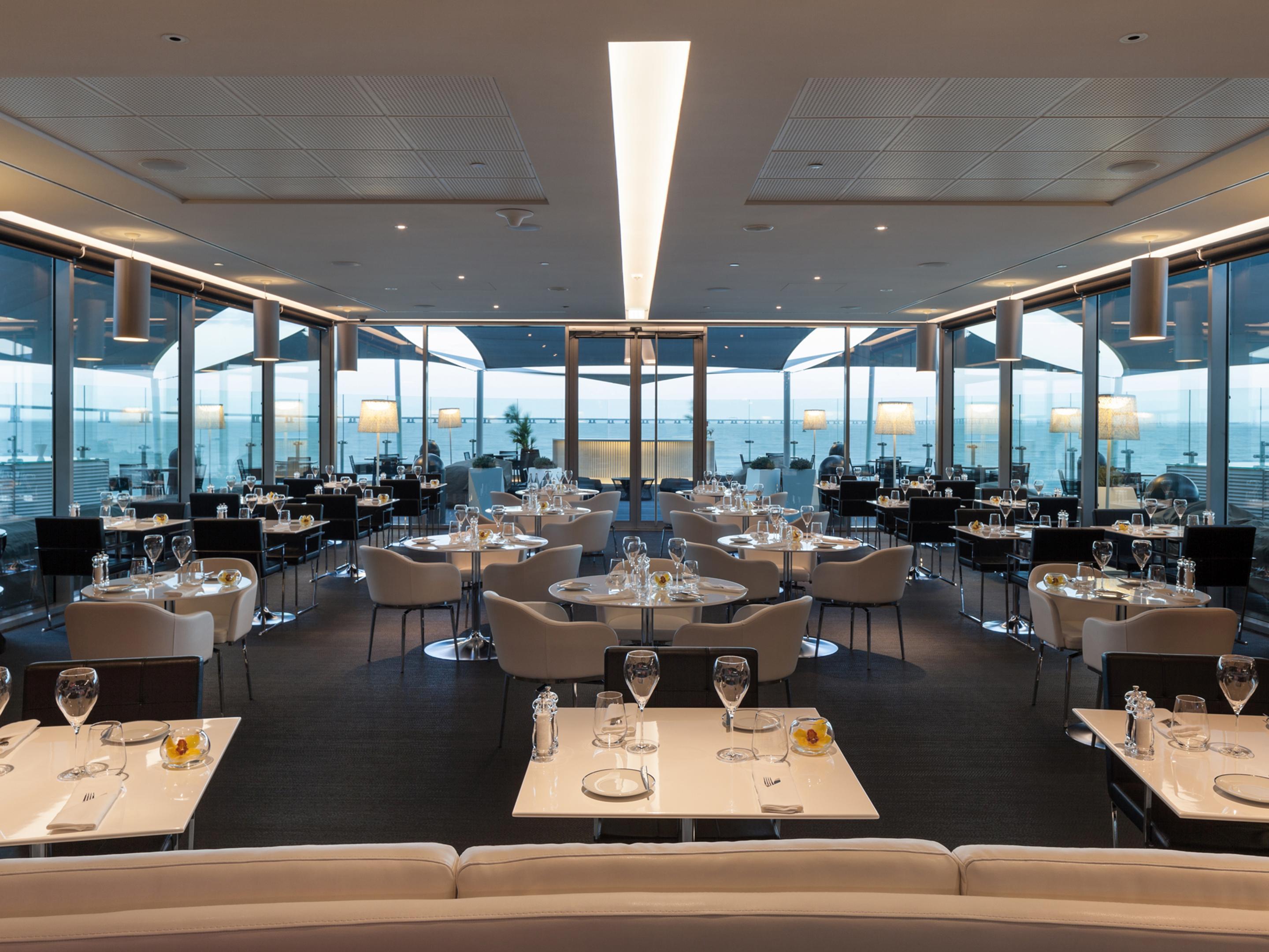 Myriad By Sana Hotels Lisbon Exterior photo The interior of the restaurant